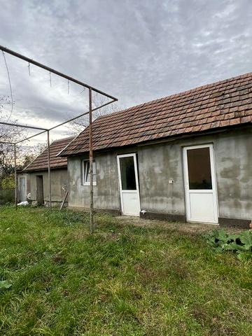 Продаж будинку біля Мукачева смт Кольчино