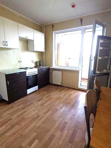 Продам 1 кімнатну квартиру на Позняках по вул. Урлівська 34 а,