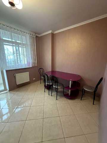 Здам 55 м.кв. в центрі м. Вишневе