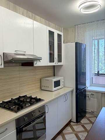 Оренда 2 кімнатної квартири на Печерську