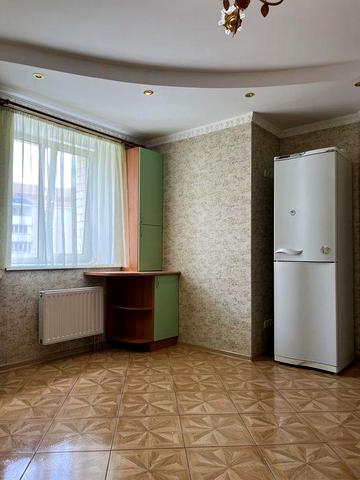 Продам велику 3 кімнатну квартиру в центрі Бучі, 7 поверх