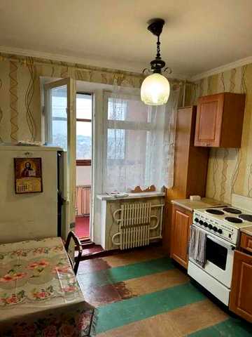 Продам 1 ком на Кедрина