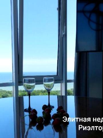 Сдам 3-х комнатную (2 спальни) Прямой вид на море! ЖК "Париж" / Французский бульвар! 90 м.