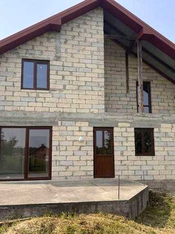 Продаж будинку в Меденичах