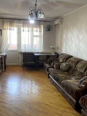 Три кімнатна срібнокільська 20. 82 м.