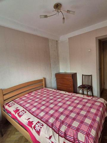 Воскресенський проспект 24 Б, 2х к. кв, охайна, готова для проживання