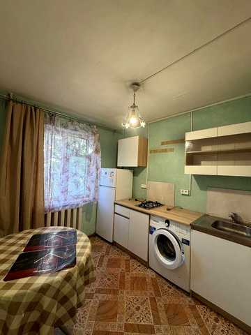 Продаж 1-кімнатної квартири | Оболонський проспект | 2 хв до метро