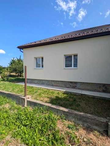 Продаж новозбудованого будинку 150 м² з гаражем та садом, с. Модричі