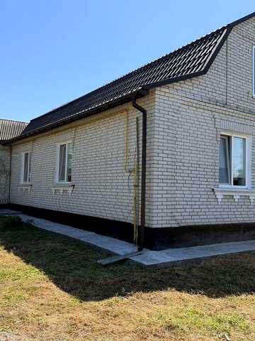 Продам будинок 103 м2 з білої цегли в м. Миронівка