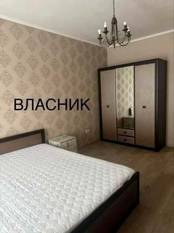 Позняки, Драгоманова 2-А