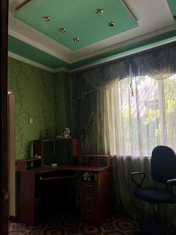 Продам будинок з меблями