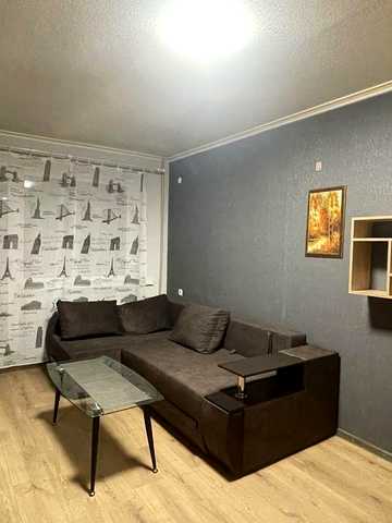 Продам 2-х комнатную квартиру с ремонтом и мебелью