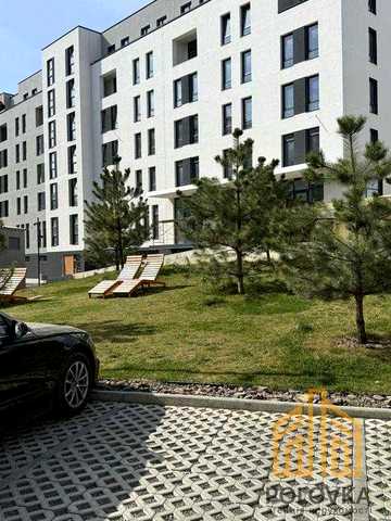Продаж 4-кімнатної квартири, ЖК Квадрат