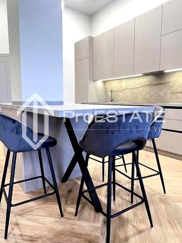 Продам 2к квартиру-пентхауз з новим дизайнерським ремонтом
