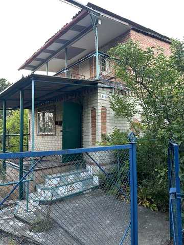 приватизована, власний вихід до річки