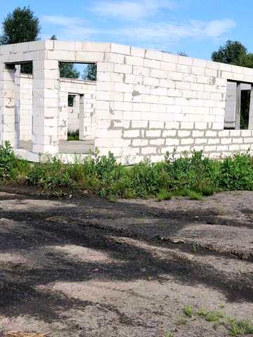 Будинок на етапі зведення  Пухівка