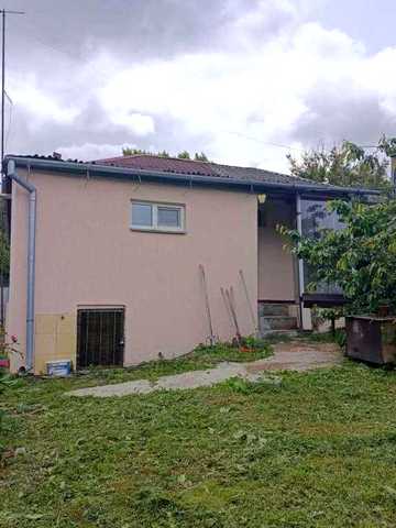 Продаж частини будинку | Центр | окремий двір | 65м² | газове опалення!