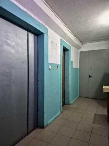 Продам 1 к квартиру Велика Дієвська 44