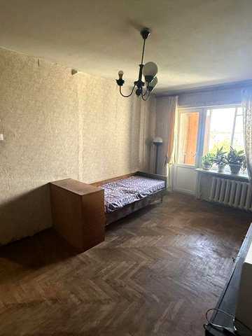 Продам 4 кімнатну квартиру р-н Автовокзал
