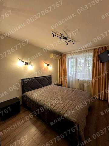 3-к квартира 64 м², цегла, 3 поверх, від власника, р-н Градецький