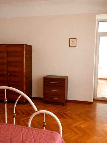 Печерськ 80кв.м. 2-кім.вул. Богомольця, 7/14 Центр Києва Печерск