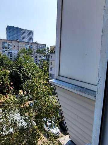 Продаж 2 к квартири  Ірини Бекешкіної
