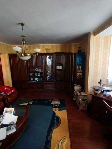 Продам 2к.кв. М.Лівобережна, вул. Шептицького,12