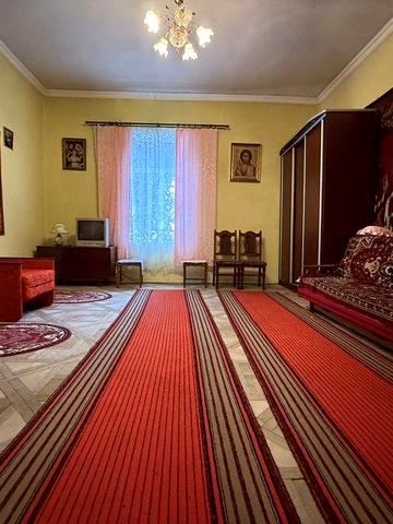 Продаж 2-кім. квартири 66.9 м.кв., в. О. Бобикевича