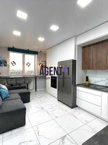 Продаж 2-кімн. квартири  в ЖК Аметист Петропавлівська Борщагівка з гарним краєвидом на Київ, ЖК Аметист