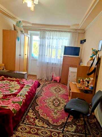 Продам квартиру в центре Чугуева