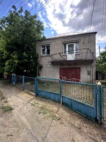 Будинок двоповерховий