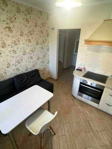 Оренда 1-кімнатної квартири, вул. Радунська, 9 — 45 м²