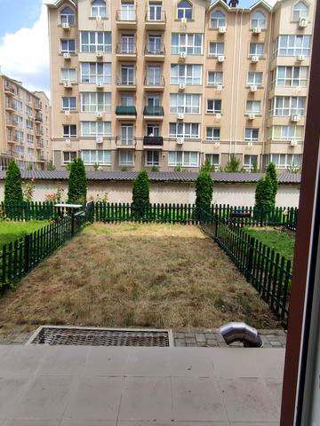 Владислава Бувалкіна вул., (Будинок 2)