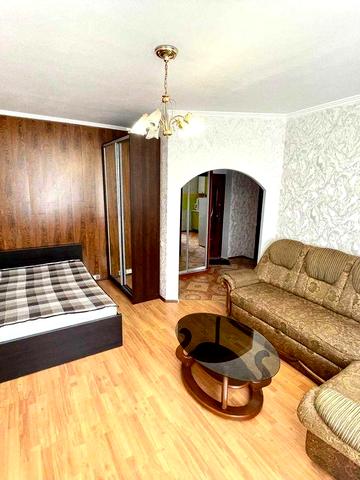 Оренда. Однокімнатна квартира. 45 квадратів. Косметичний ремонт. Поділля