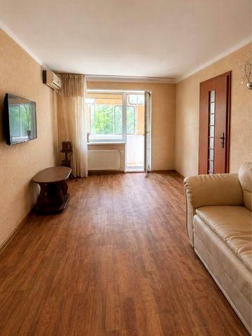 2-кімнатна квартира на проспекті Трубників — 15 000 $