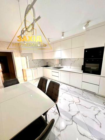 Оренда двокімнатної 86,5 м² неподалік Центру у Новобудові