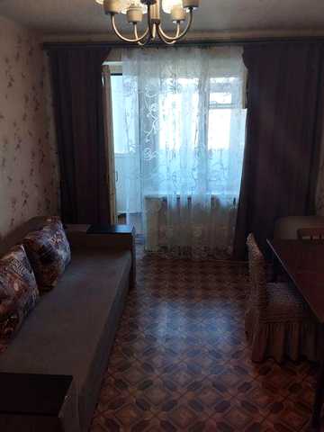 Продам 2 комнатную квартиру,район Аэропорта