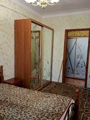 Продам 3 ком,Сталинку Центр