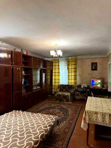 Продається частина будинку з окремим двором, 3 кімнати, р-н 5 школа