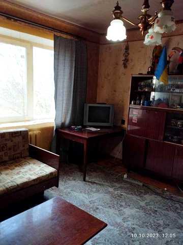 Продам 2-х кімн.гостинку  на Нових Будинках