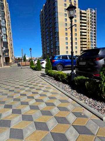 Продаж 2-х кімнатної квартири по вул. Добровольчих Батальонів 201б ЖК Графський