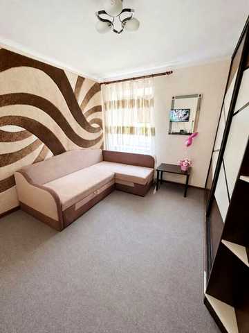 Среднефонтанская! Ремонт! 2 этаж!