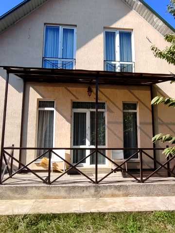 Дніпровська вул., 16а