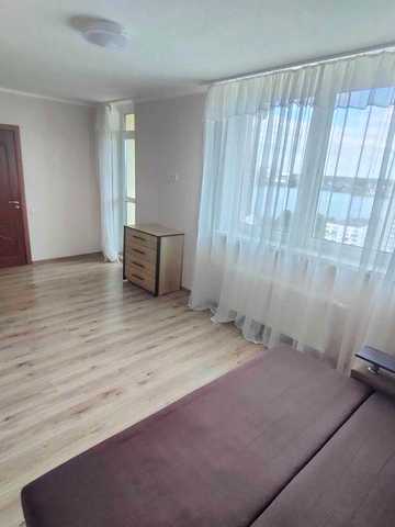 1 к. Соломії Крушельницької 15-В, м. Харківська, є резервне живлення.