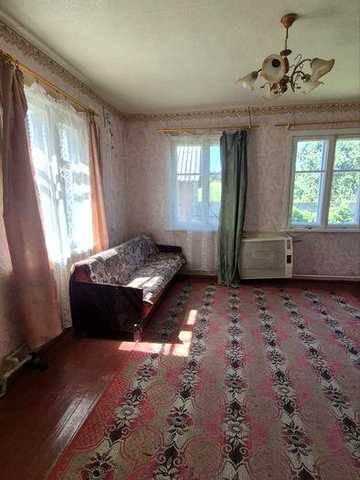 Продаж будинку в селі Віхове.