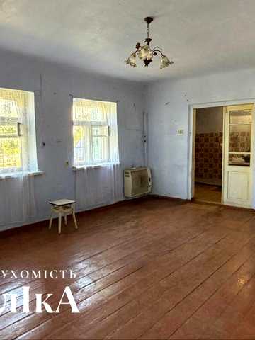 Продам 1-кімнатну квартиру в серці Старого міста