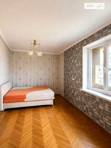 Продаж 4к Квартира Набережна Перемоги вулиця