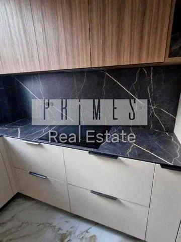 Продаж 3к квартири, вул. Велика Васильківська, буд. 2, Центр