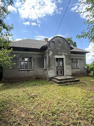 Продається будинок у селі Пробіжна