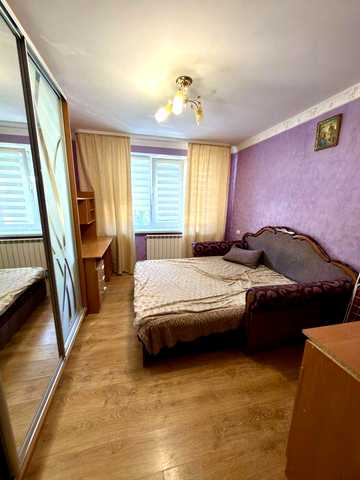 Продається 2-кчм квартира старичі